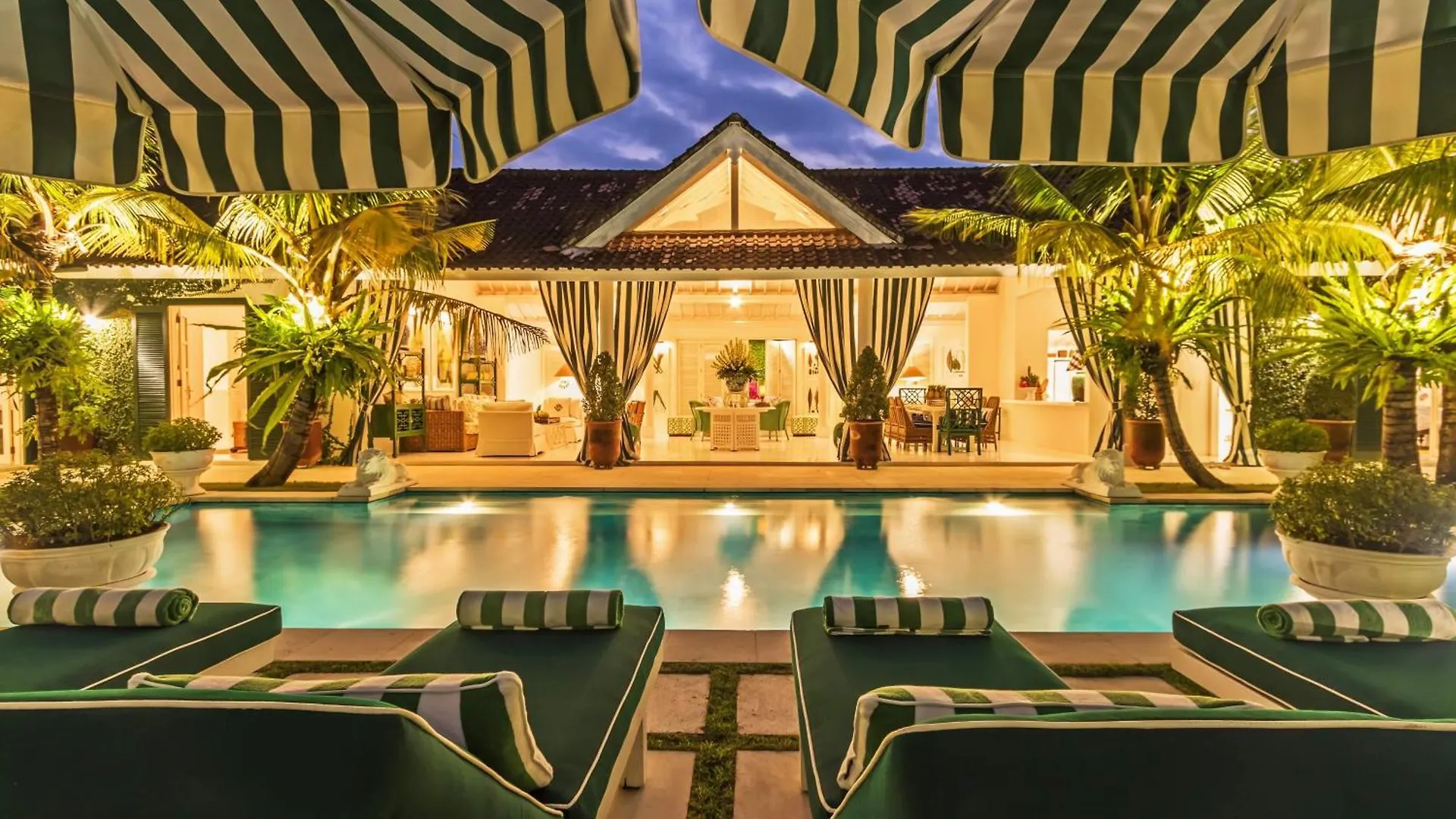 Pineapple Hill 4 Bed Luxury Villa Seminyak